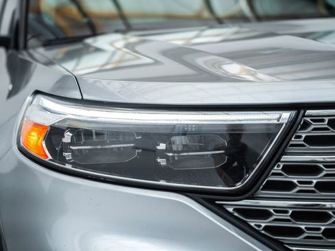 Used 2021 Ford Explorer Limited w/ Equipment Group 301A image 16