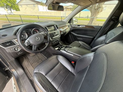 Used 2014 Mercedes-Benz ML 350 BlueTEC 4MATIC image 11