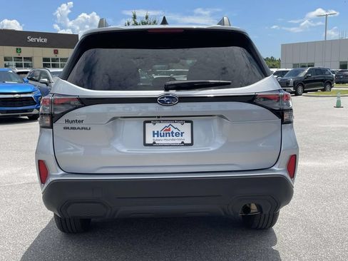Certified 2025 Subaru Forester Premium AWD/4WD image 28