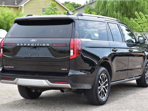 Used 2025 Ford Expedition Max Platinum AWD/4WD image 5
