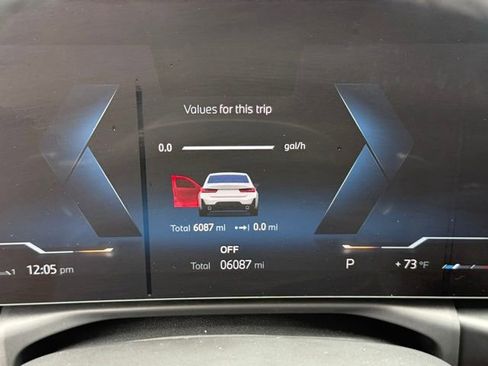 Used 2025 BMW 330i Sedan w/ M Sport Package image 26