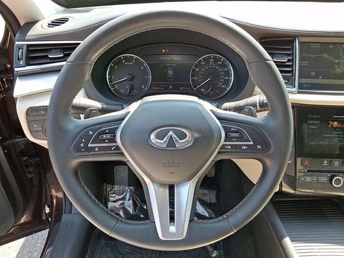 Used 2020 INFINITI QX50 Luxe w/ Navigation Package AWD/4WD image 19