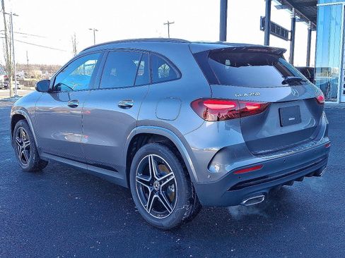 New 2025 Mercedes-Benz GLA 250 4MATIC image 4