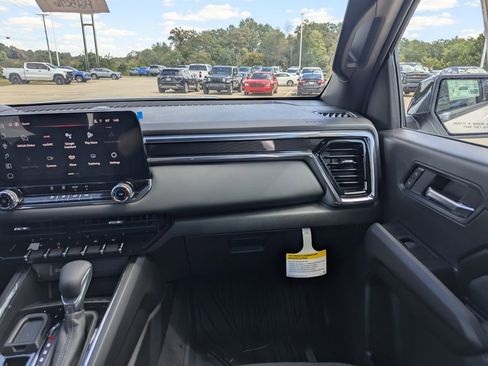 New 2025 GMC Canyon Elevation image 4