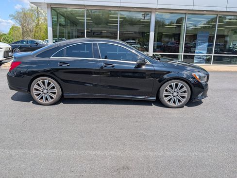 Used 2018 Mercedes-Benz CLA 250 4MATIC image 2