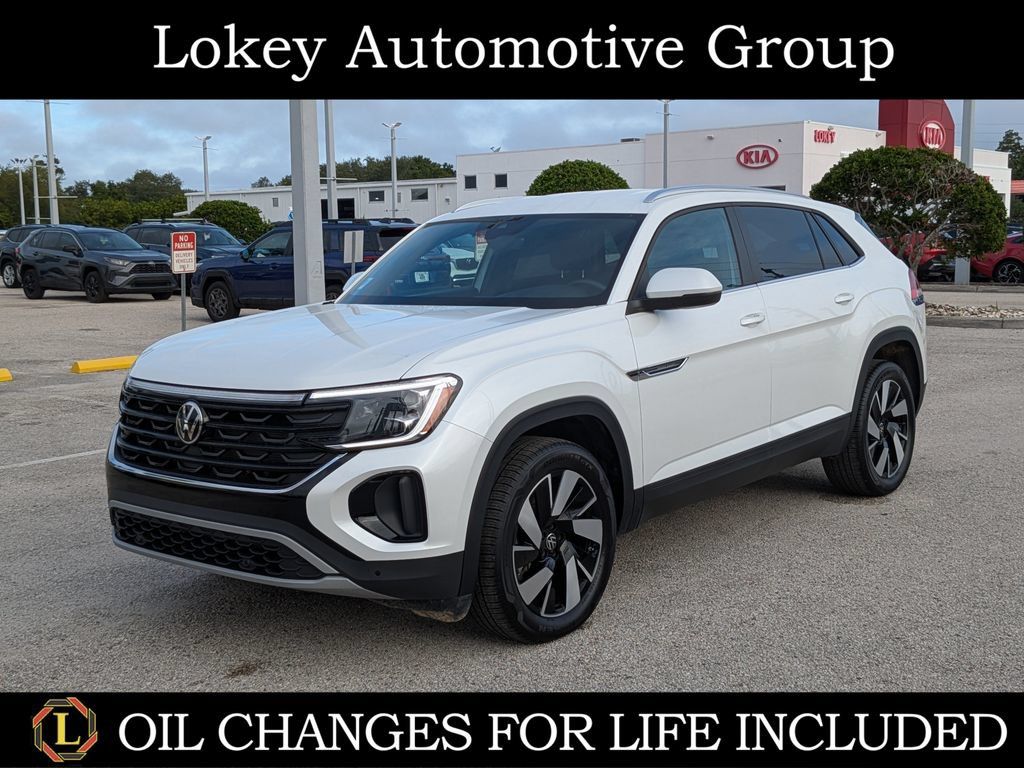 Certified 2026 Volkswagen Atlas Cross Sport SE FWD image 1