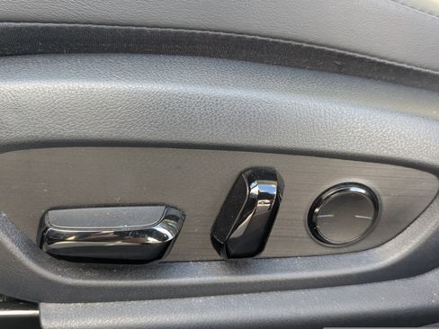 Certified 2022 Lexus ES 300h 300h image 21