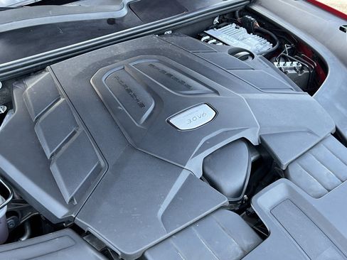 Certified 2023 Porsche Cayenne Coupe image 35