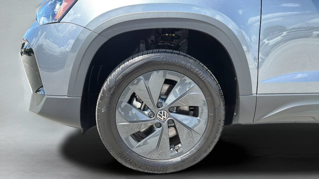 New 2026 Volkswagen Taos S FWD image 33