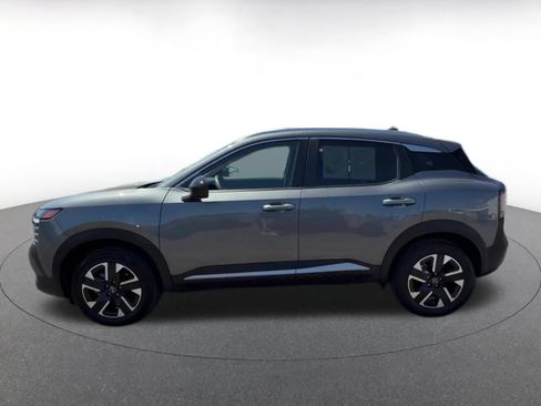 Used 2026 Nissan Kicks SV w/ Cold Weather Package AWD/4WD image 7