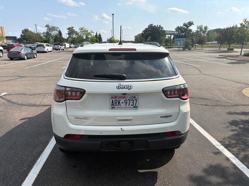 Used 2018 Jeep Compass Latitude w/ Popular Equipment Group AWD/4WD image 7