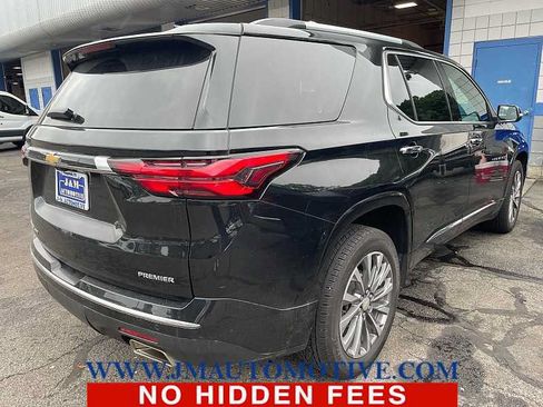 Used 2022 Chevrolet Traverse Premier AWD/4WD image 3