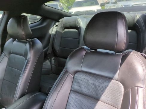 Used 2019 Ford Mustang GT Premium w/ Equipment Group 401A RWD image 8