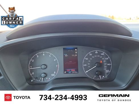 Used 2025 Toyota Corolla LE image 26