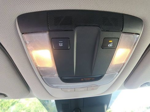 Used 2021 Kia Sorento S AWD/4WD image 25
