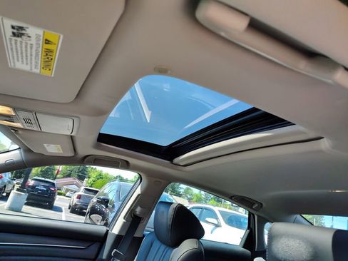 Used 2018 Honda Accord EX-L image 10