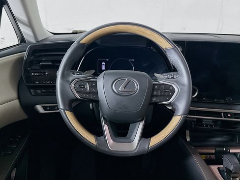 Used 2024 Lexus RX 350 Premium w/ Accessory Package (Z1) image 18