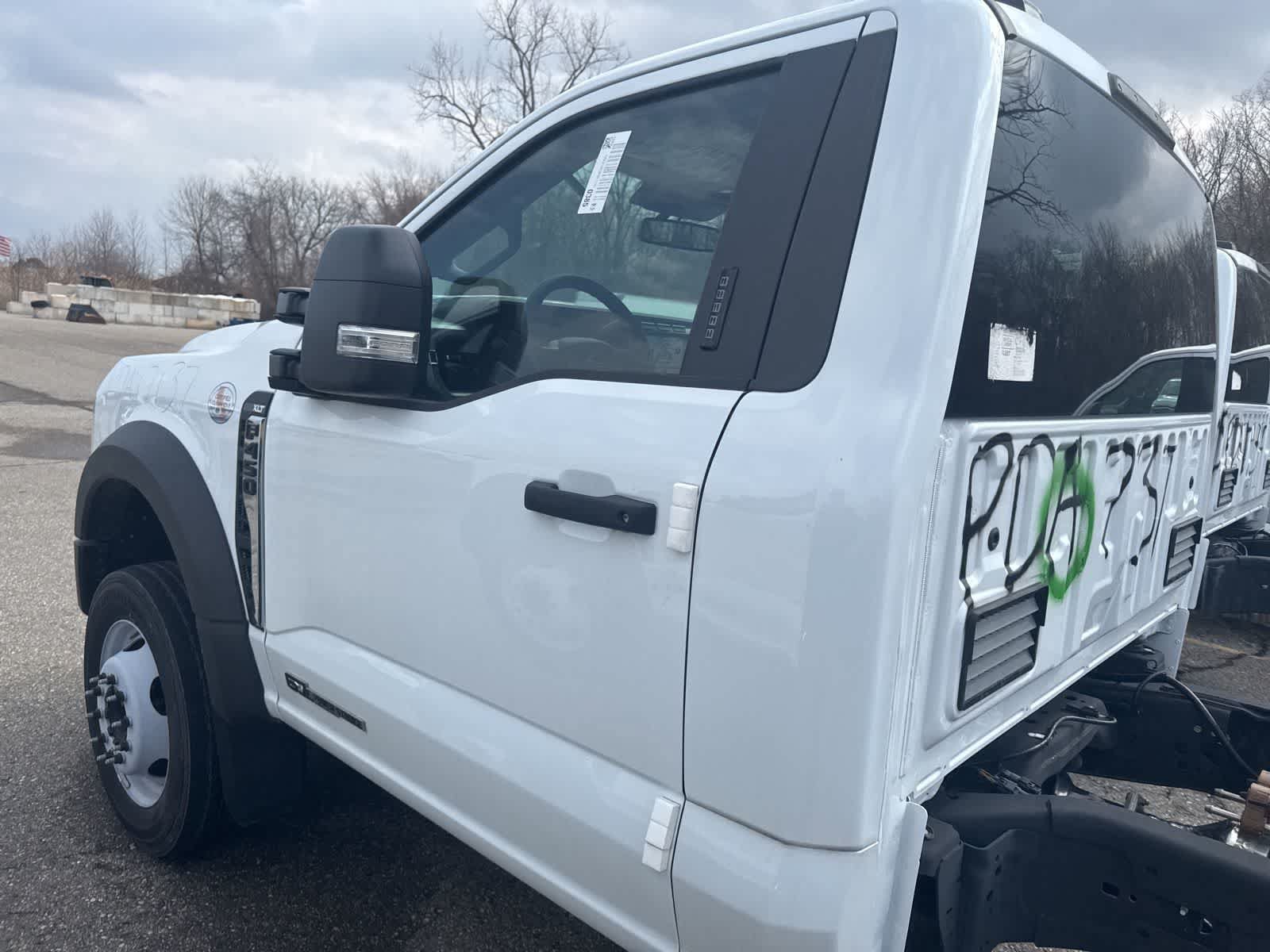 Used 2023 Ford F450 XLT w/ XLT Value Package RWD image 5