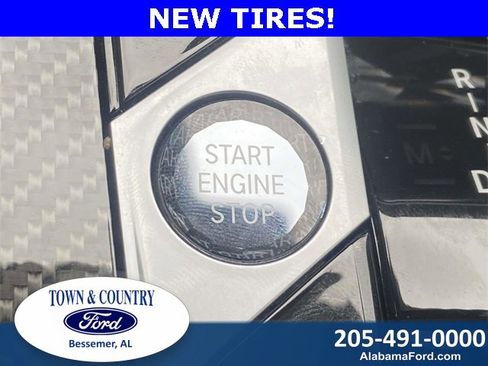 Used 2023 BMW X7 M60i image 26