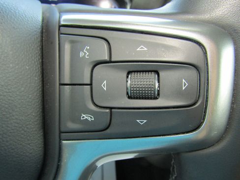 Used 2023 Chevrolet Silverado 1500 LT image 26