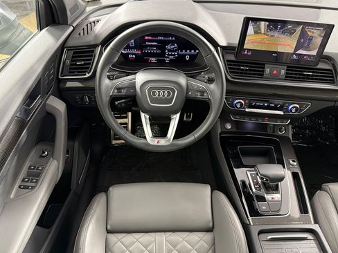 Used 2023 Audi SQ5 Prestige w/ Prestige Package AWD/4WD image 13