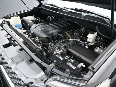 Used 2020 Toyota Tundra SR5 w/ SR5 Upgrade Package image 46