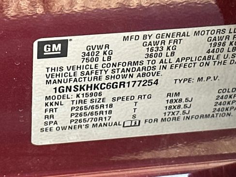 Used 2016 Chevrolet Suburban LT w/ Luxury Package image 29