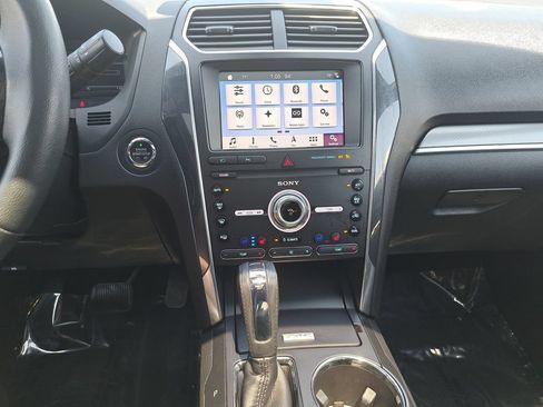 Used 2019 Ford Explorer Sport w/ Equipment Group 401A AWD/4WD image 23