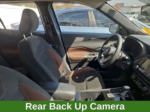 Used 2021 Nissan Kicks SR image 8