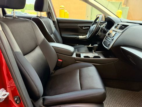 Used 2016 Nissan Altima 2.5 SR FWD image 24