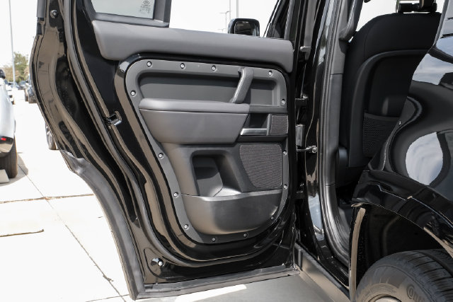 New 2026 Land Rover Defender 110 X AWD/4WD image 51