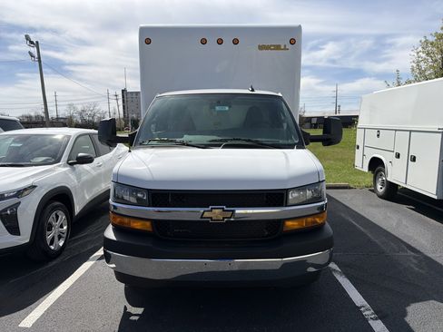 New 2026 Chevrolet Express 3500 w/ Power Convenience Package RWD image 3