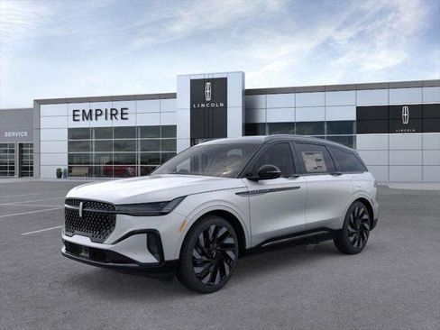 New 2025 Lincoln Nautilus Reserve w/ Jet Appearance Package image 1