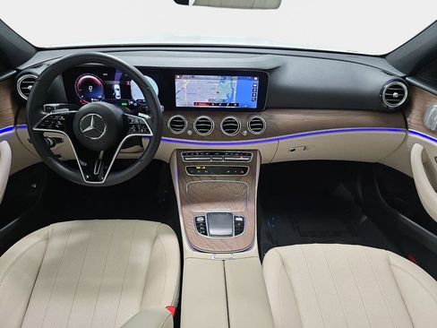 Used 2021 Mercedes-Benz E 450 4MATIC Sedan image 12