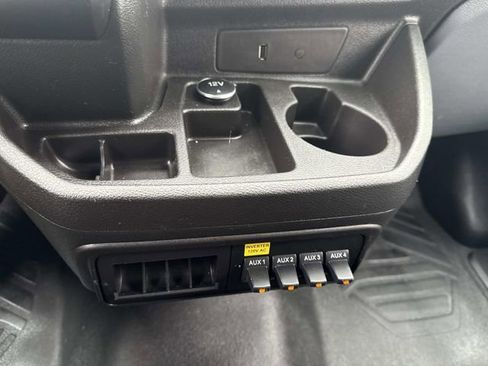 Used 2019 Ford Transit 250 148 Low Roof RWD image 25