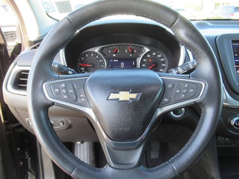 Used 2020 Chevrolet Equinox LT FWD image 20
