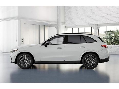 New 2026 Mercedes-Benz GLC 300 4MATIC image 34