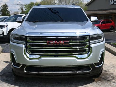 Used 2020 GMC Acadia SLT FWD image 2