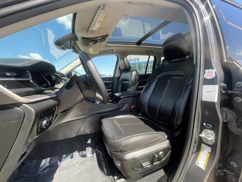 Used 2023 Jeep Grand Cherokee 4WD 4xe image 22