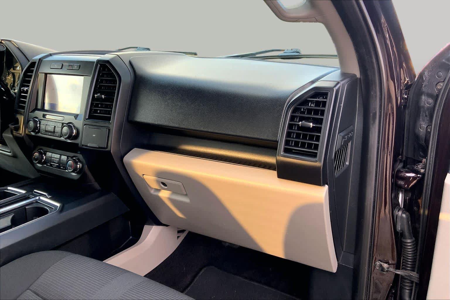 Used 2019 Ford F150 XL w/ Equipment Group 101A Mid RWD image 16