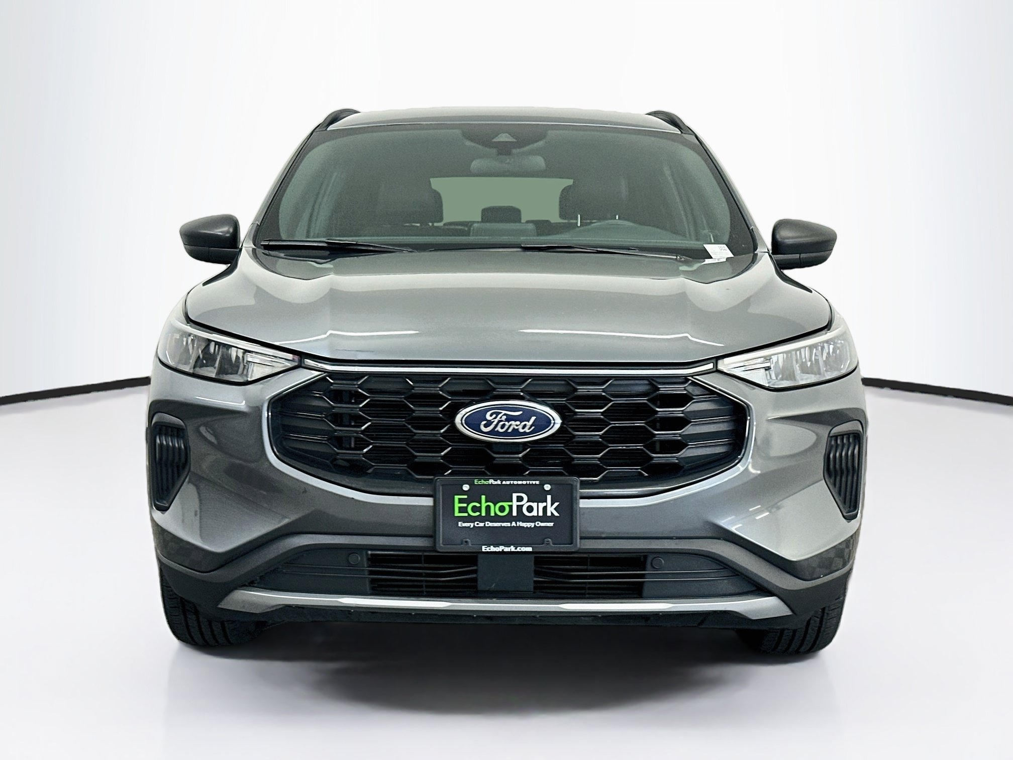 Used 2025 Ford Escape ST-Line AWD/4WD image 2