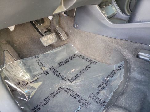 Used 2021 Honda HR-V EX image 16