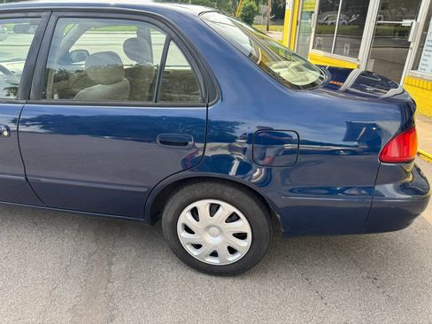 Used 2002 Toyota Corolla S FWD image 5