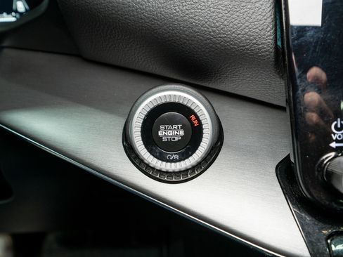 Used 2024 Jeep Wagoneer Series II image 27