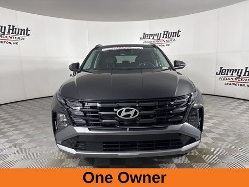 Used 2025 Hyundai Tucson SEL AWD/4WD image 3