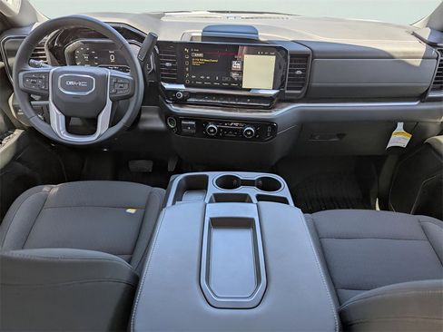 New 2025 GMC Sierra 1500 Elevation image 11