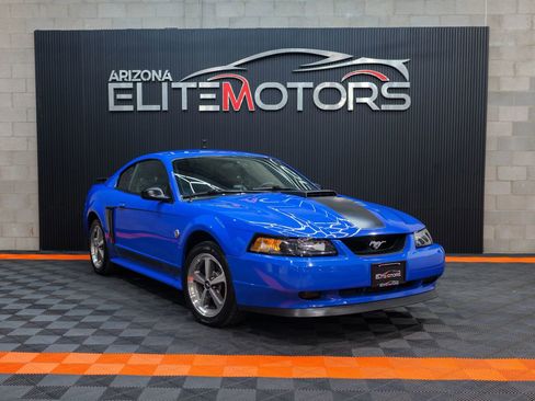 Used 2004 Ford Mustang Mach 1 RWD image 2