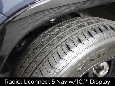 Used 2024 Jeep Wagoneer Series II AWD/4WD image 26