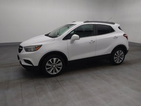 Used 2017 Buick Encore Preferred FWD image 2