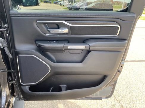 Used 2023 RAM 1500 Laramie AWD/4WD image 31
